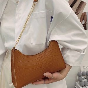 New‼️Croc Embossed Shoulder Bag